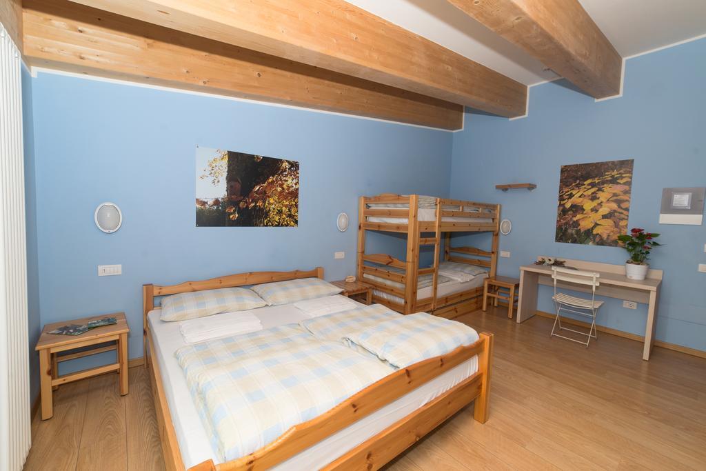 Hostel L'Ost - Ostello Di Grumes Экстерьер фото