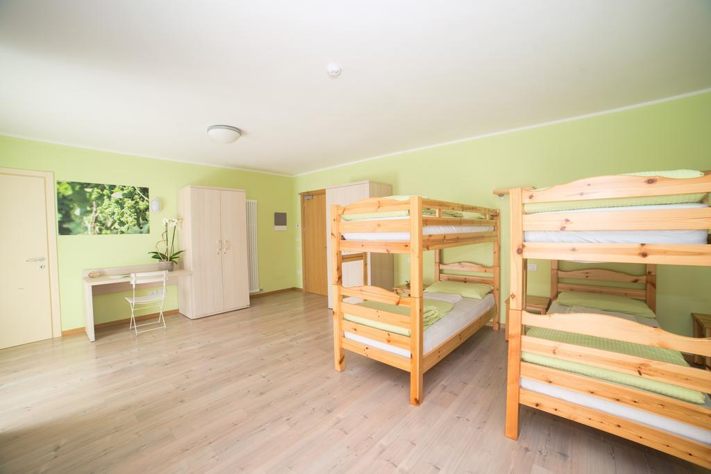 Hostel L'Ost - Ostello Di Grumes Экстерьер фото
