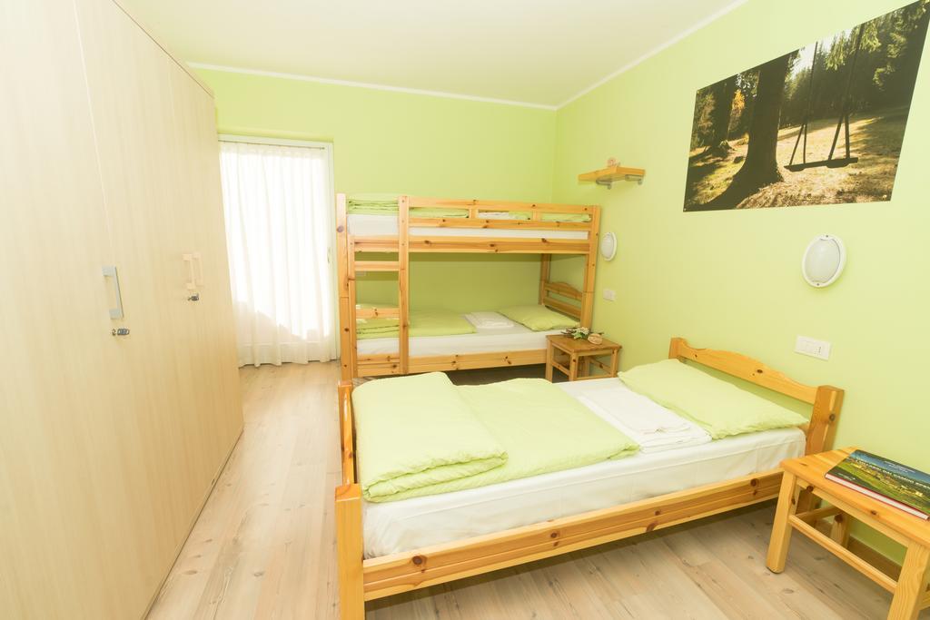 Hostel L'Ost - Ostello Di Grumes Экстерьер фото