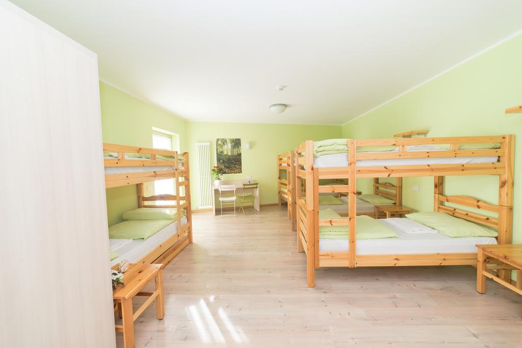 Hostel L'Ost - Ostello Di Grumes Экстерьер фото