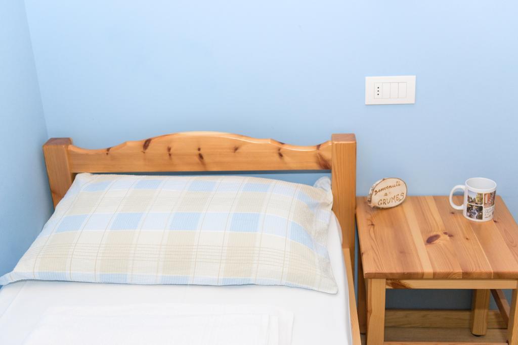 Hostel L'Ost - Ostello Di Grumes Экстерьер фото
